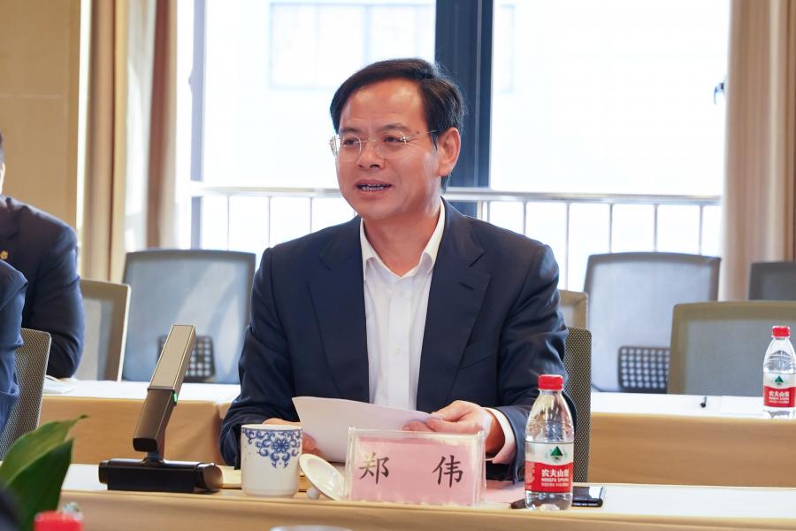 1670912270860971YLFx.jpg 鄭偉2.jpg